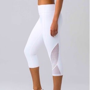Lululemon Twist & Train Crop Legging